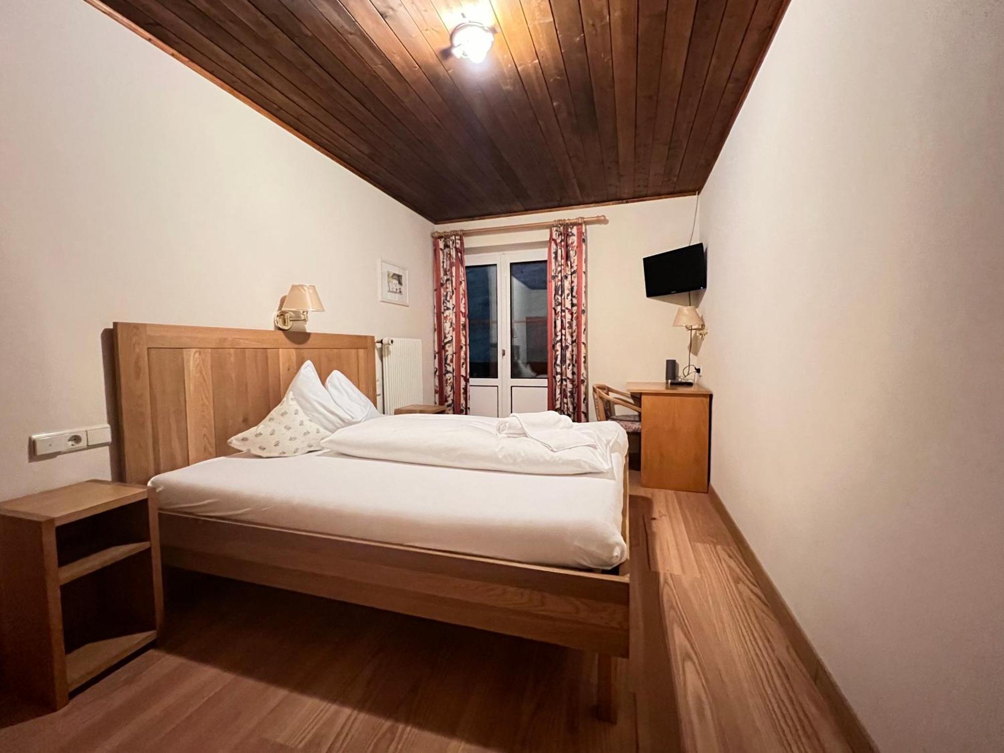 Lake & River Hotel 카레자알라고 외부 사진