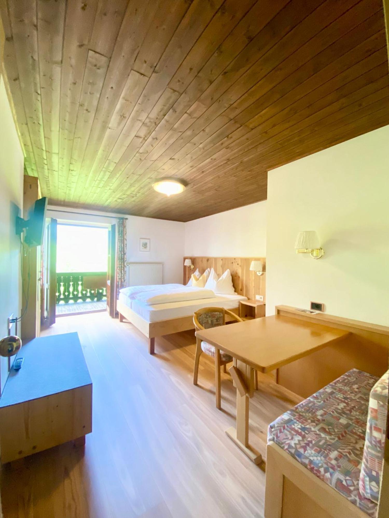 Lake & River Hotel 카레자알라고 외부 사진